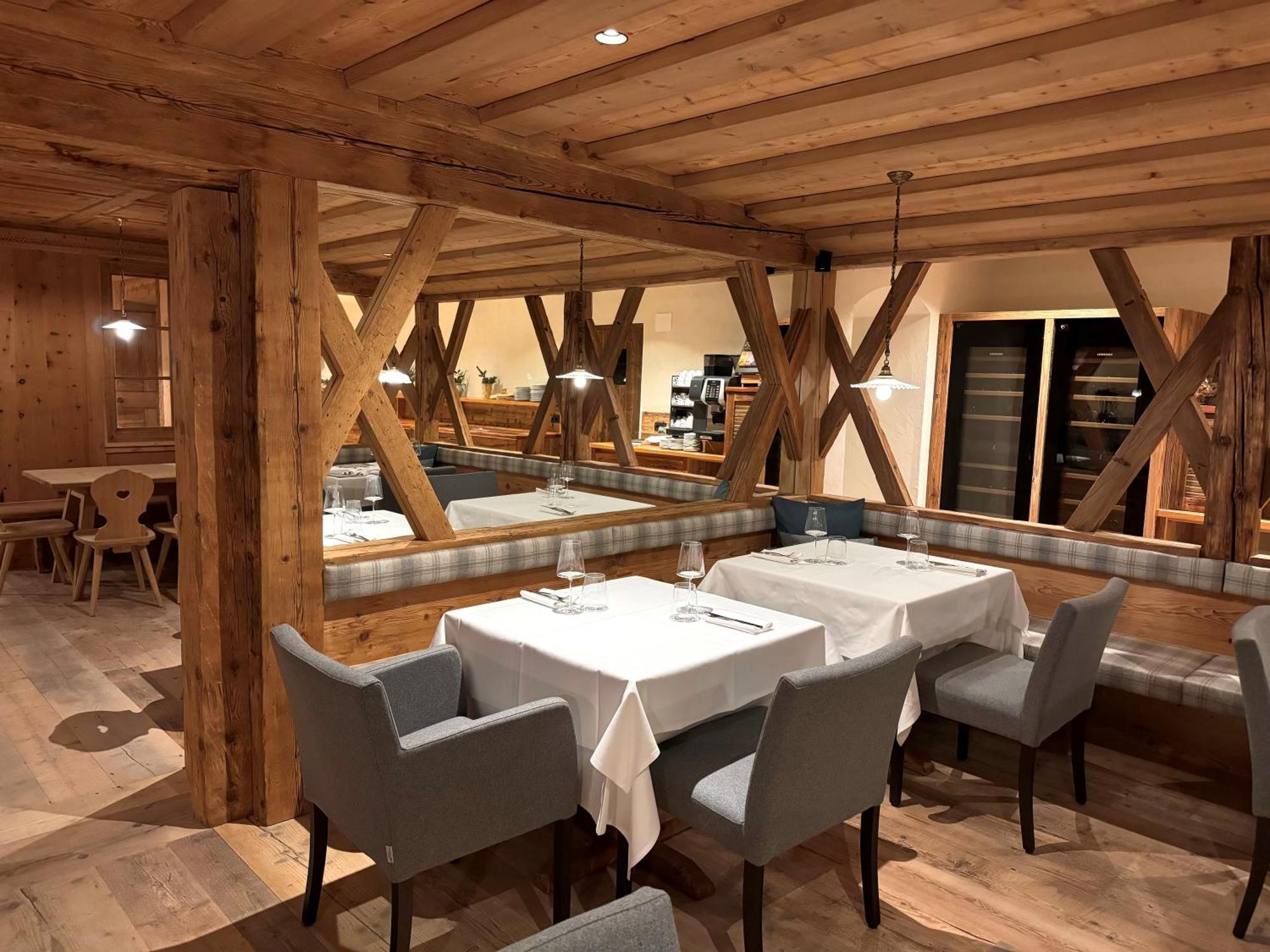 Hotel Gran Fanes Корвара ин Бадия Екстериор снимка