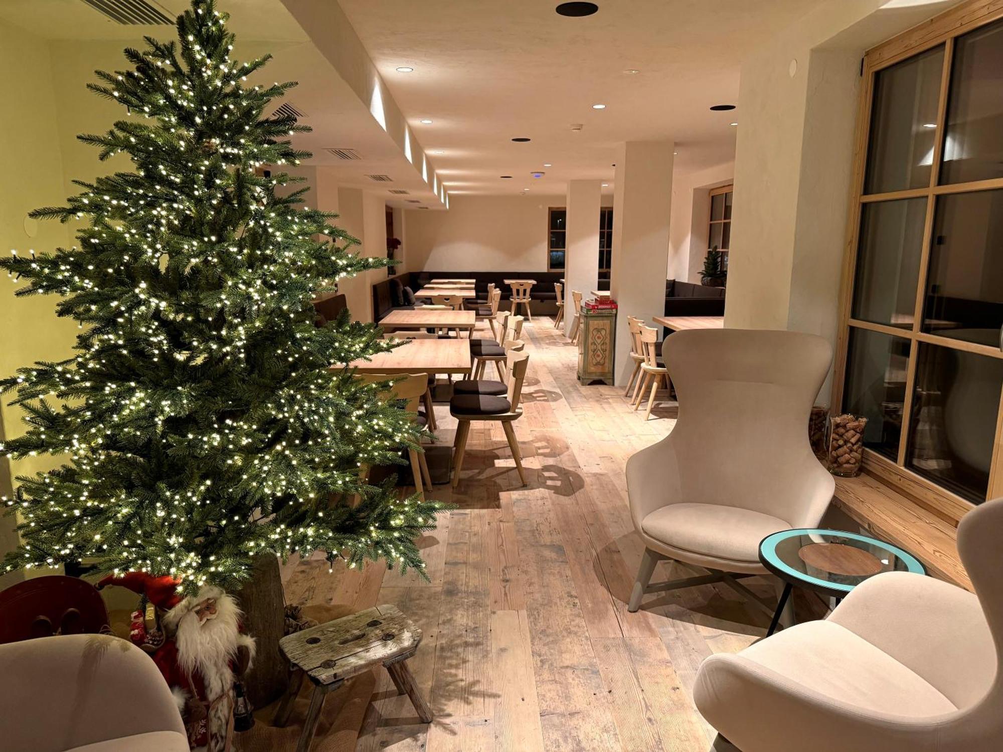 Hotel Gran Fanes Корвара ин Бадия Екстериор снимка