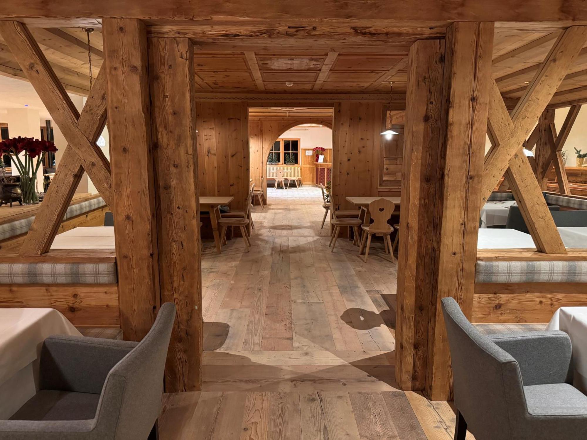 Hotel Gran Fanes Корвара ин Бадия Екстериор снимка